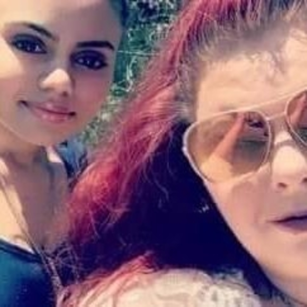 Meet your Posher, Kelley